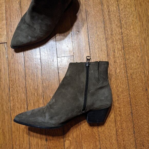 L'INTERVALLE | Suede Bleeker Boots - Picture 4 of 7